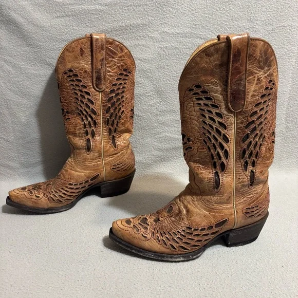 Cavenders Tan Leather Cowgirl Boots sz 7B Snip Toe Angel Wings Design made in MX - Picture 2 of 8